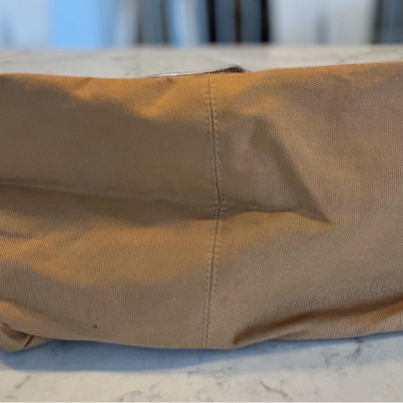 Thirty-One Camel Tote Bag with Strap - Picture 7 of 14